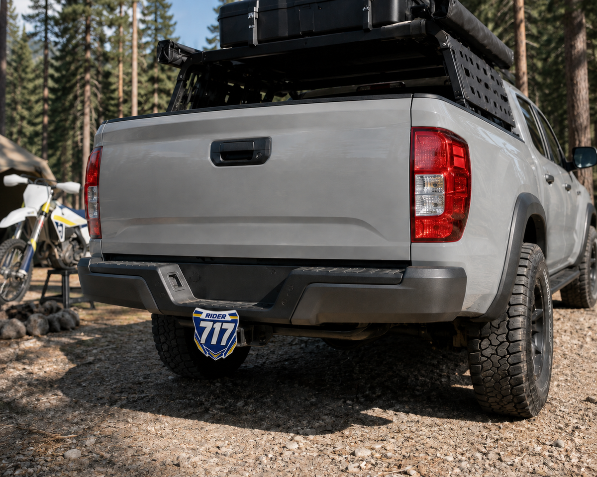Blue/Yellow/White | Truck mockup